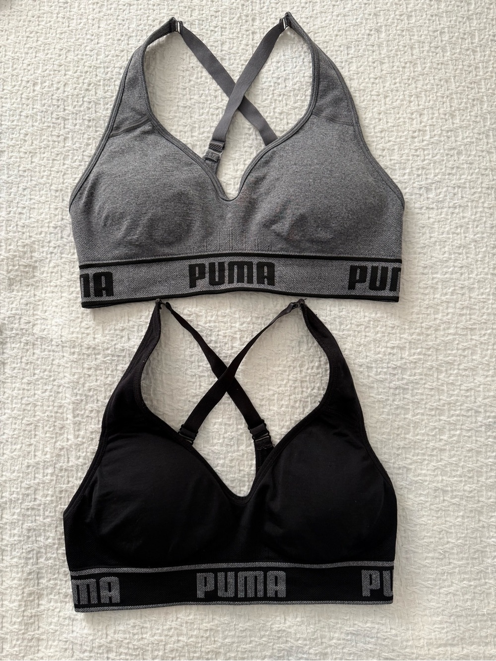 Puma sports bra lot of 2